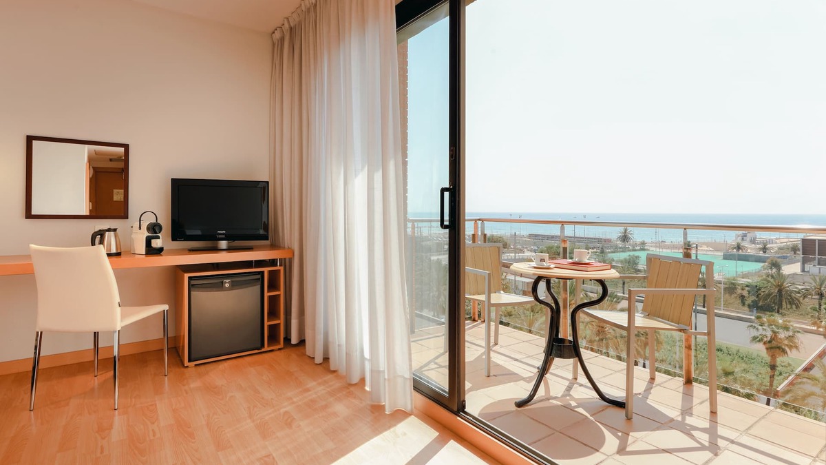 Diagonal Mar i el Front Maritim del Poblenou Hotel | Catalonia Barcelona Beach