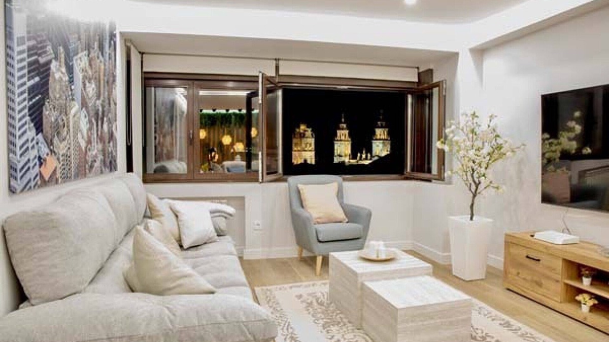 Lugo Apartment | Cathedral Suite by Lugo Collection