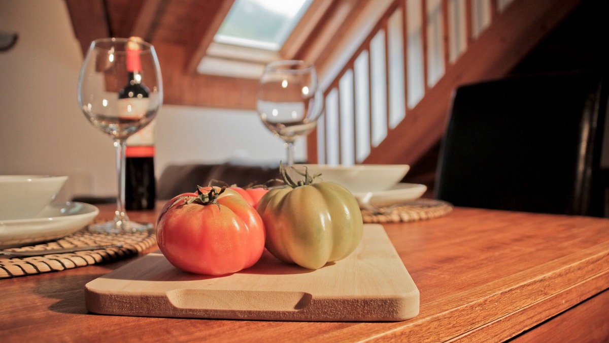 Esterri D'Aneu Apartment | Cau d'Àneu. Duplex, located on the main street of the town.