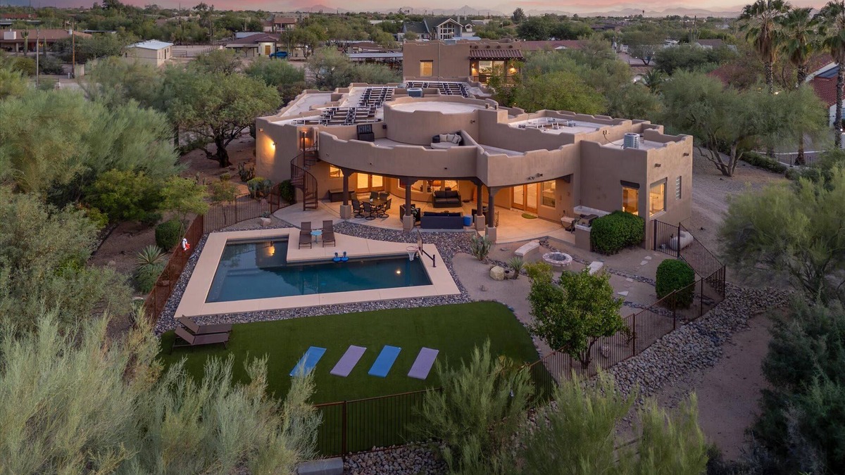 Pinnacle Peak House | Cave Creek Luxe 5BR w/Casita Pool & Views!