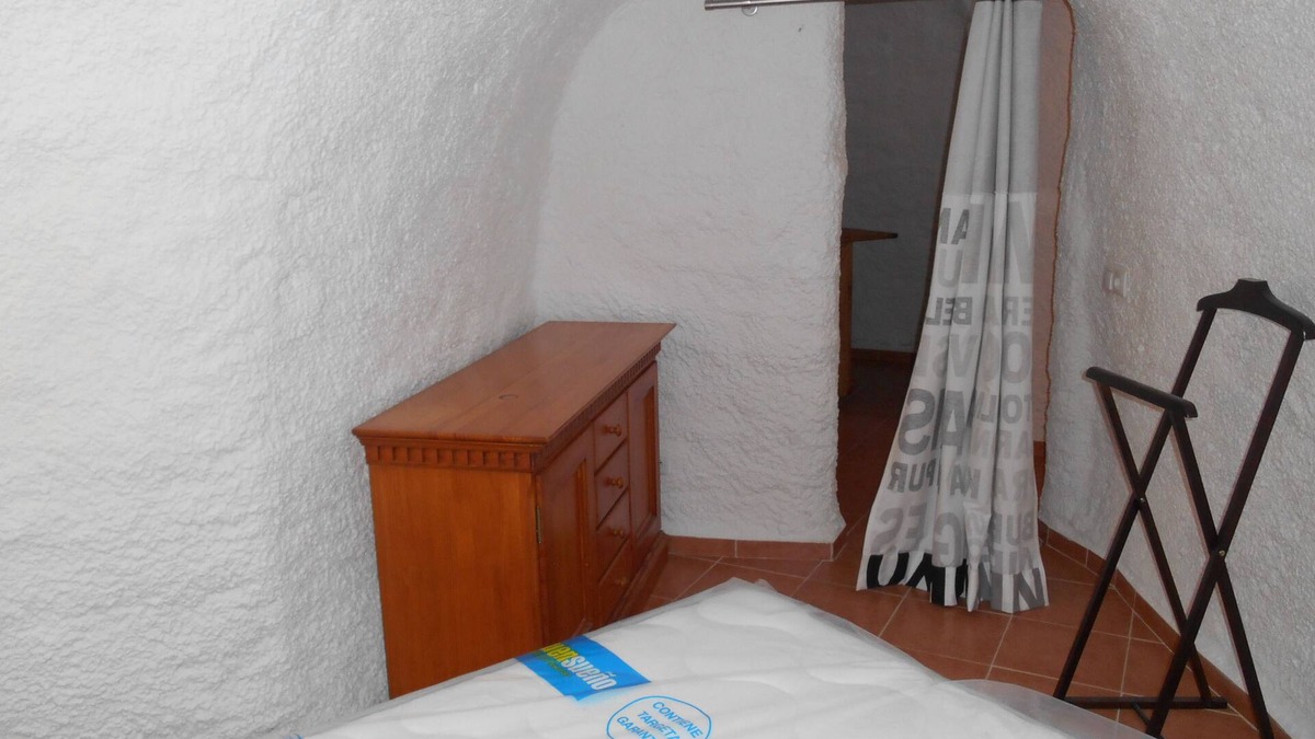 Cuevas del Campo House | Cave house, adventure vacation, ideal for relaxing