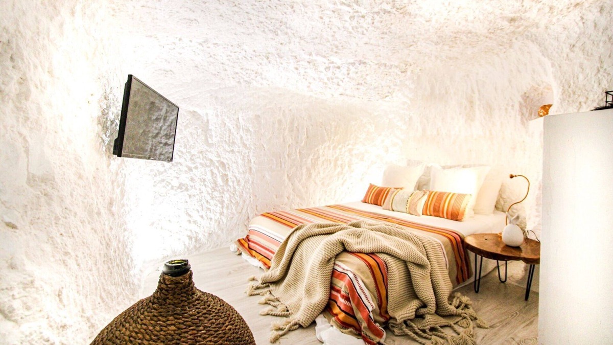 Jorquera Apartment | Cave Suite THA (Lomas de Ruvira cave hotel)