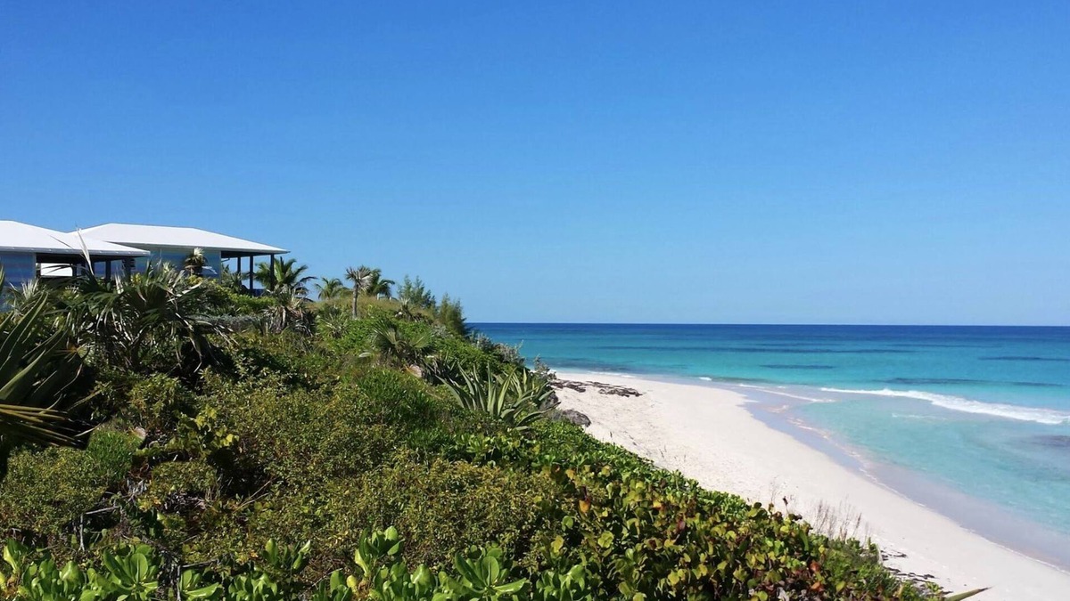 Governor's Harbour House | Cayo Loco Pink Sand Beachfront House for 2 Villa 2