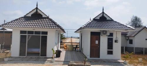 Pantai Penarik House | CC Roomstay Kampung Mangkuk, Terengganu