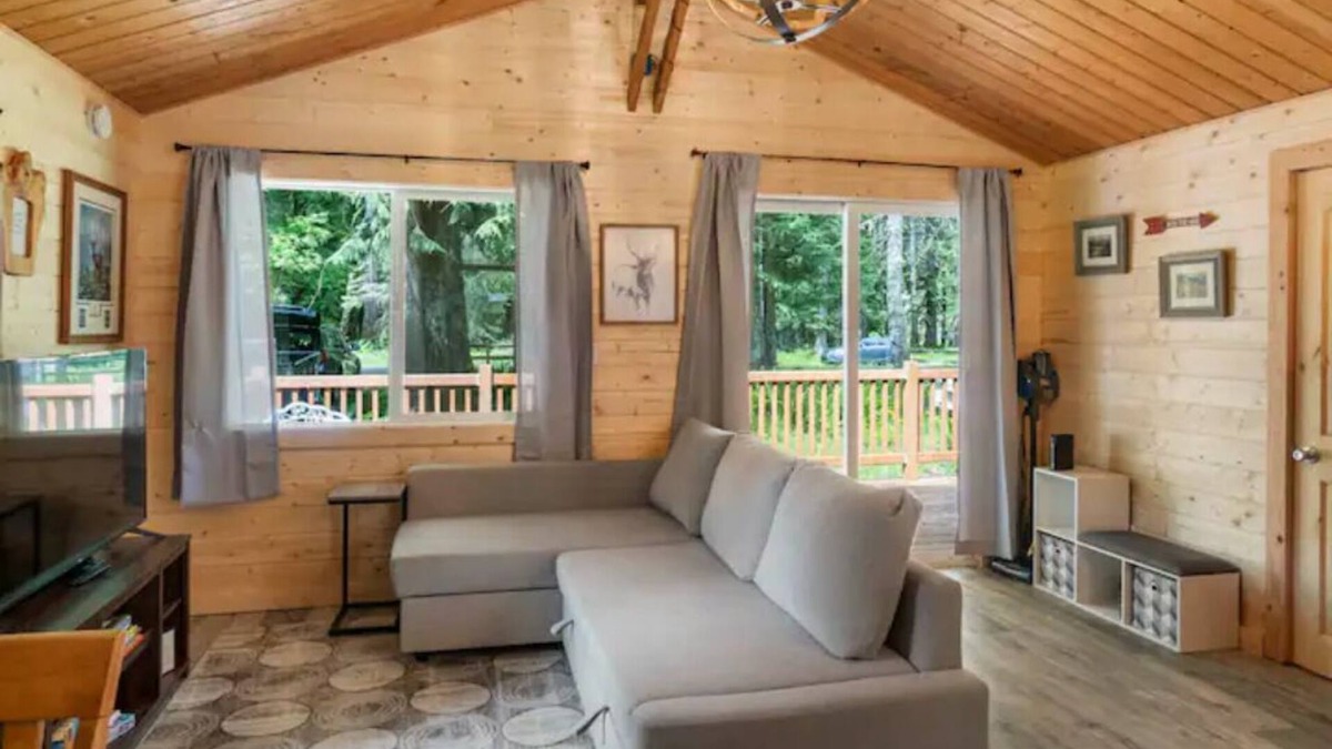 Ashford House | Cedar Cabin @ Rainier-Hot tub-AC-WiFi