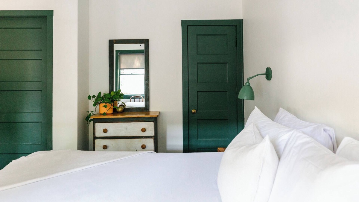 Nevada City Cabin | Cedar Cottage at Piety Hill Cottages