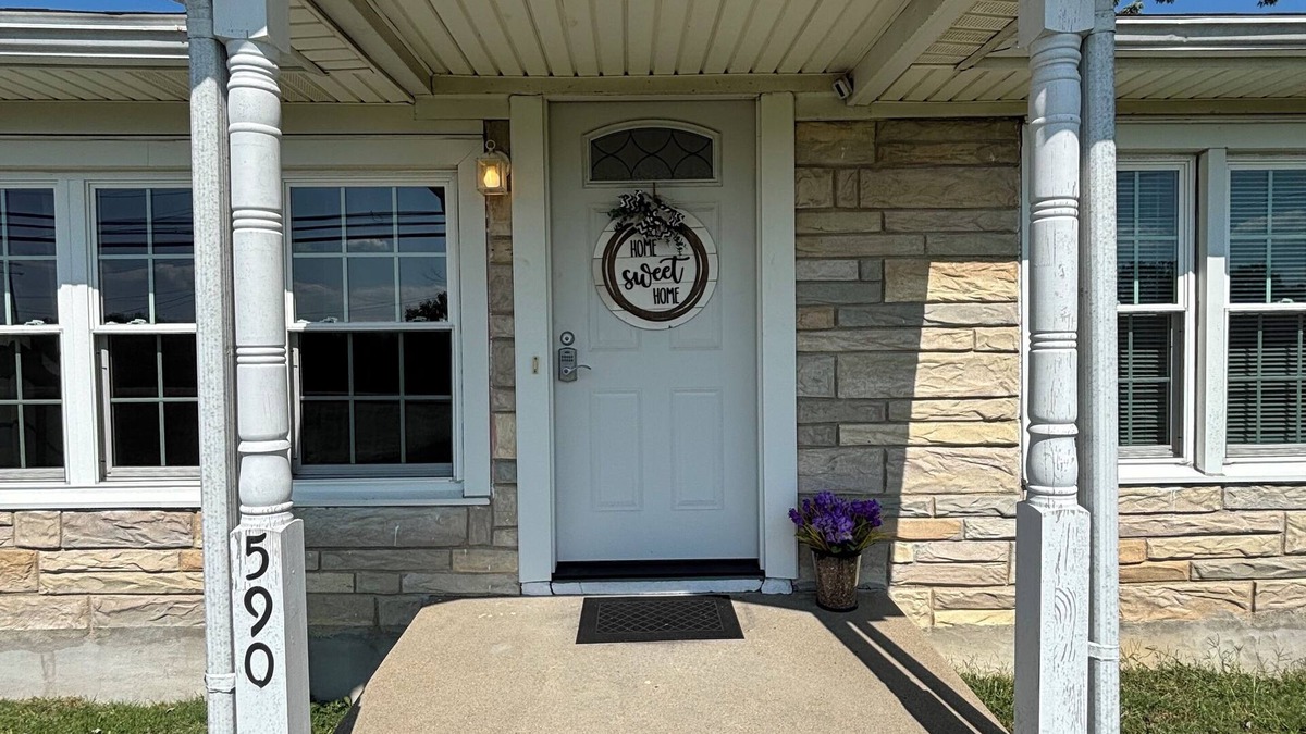Shepherdsville House | Cedar Forest House