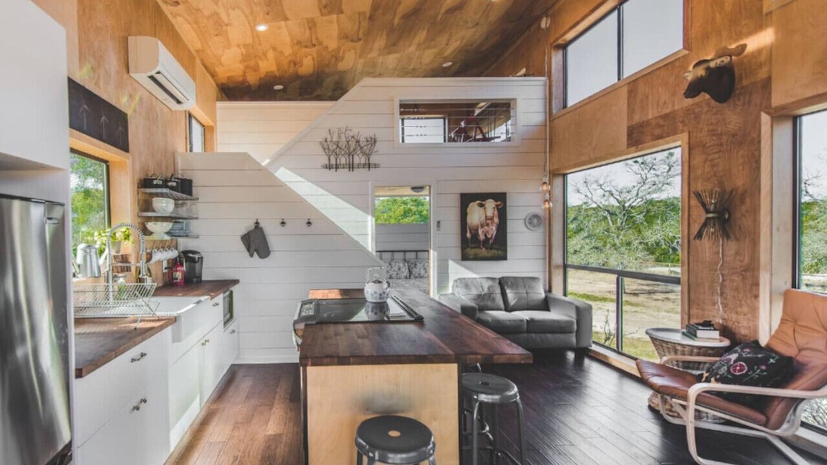 Dripping Springs House | Cedar Hollow, at Wanderin’ Star Farms