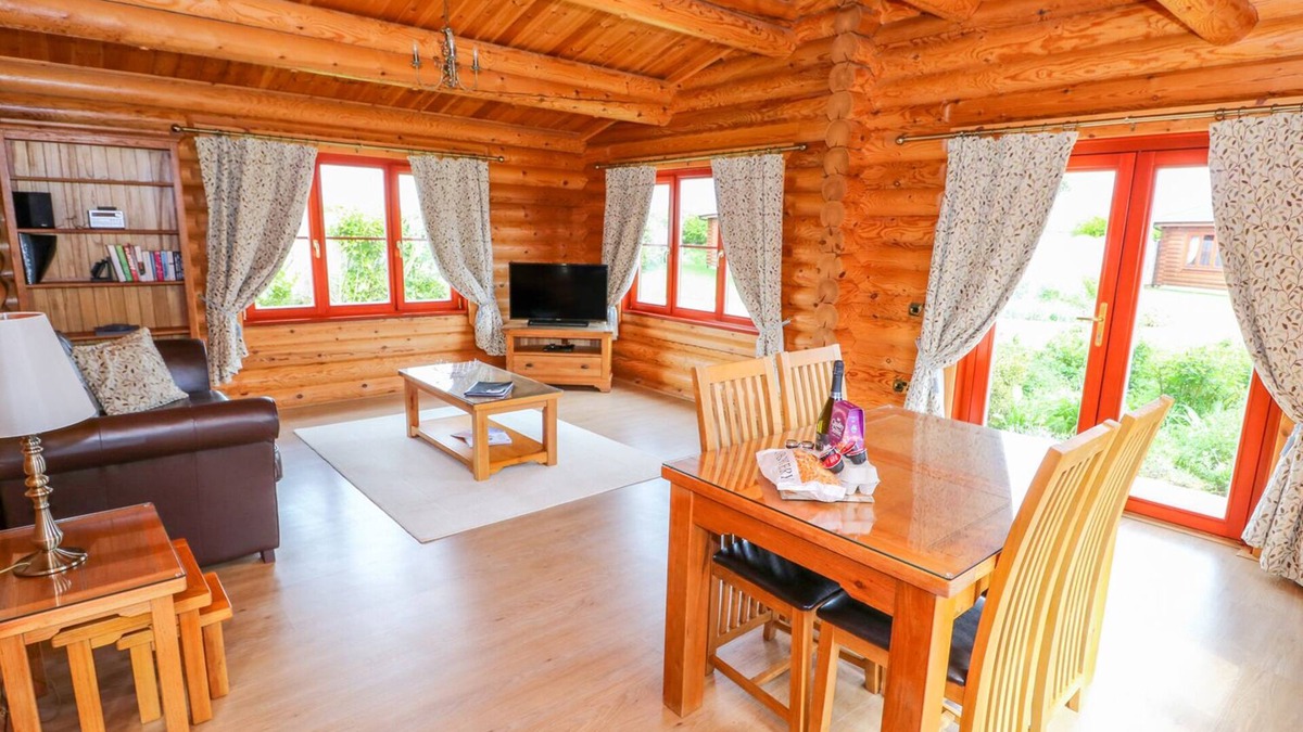 Castle Bytham Cottage | Cedar Lodge