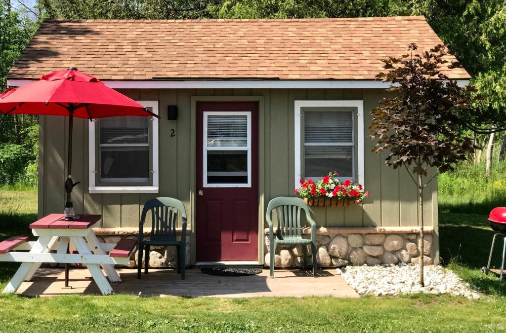 Honor Hotel | Cedar Ridge Cabins