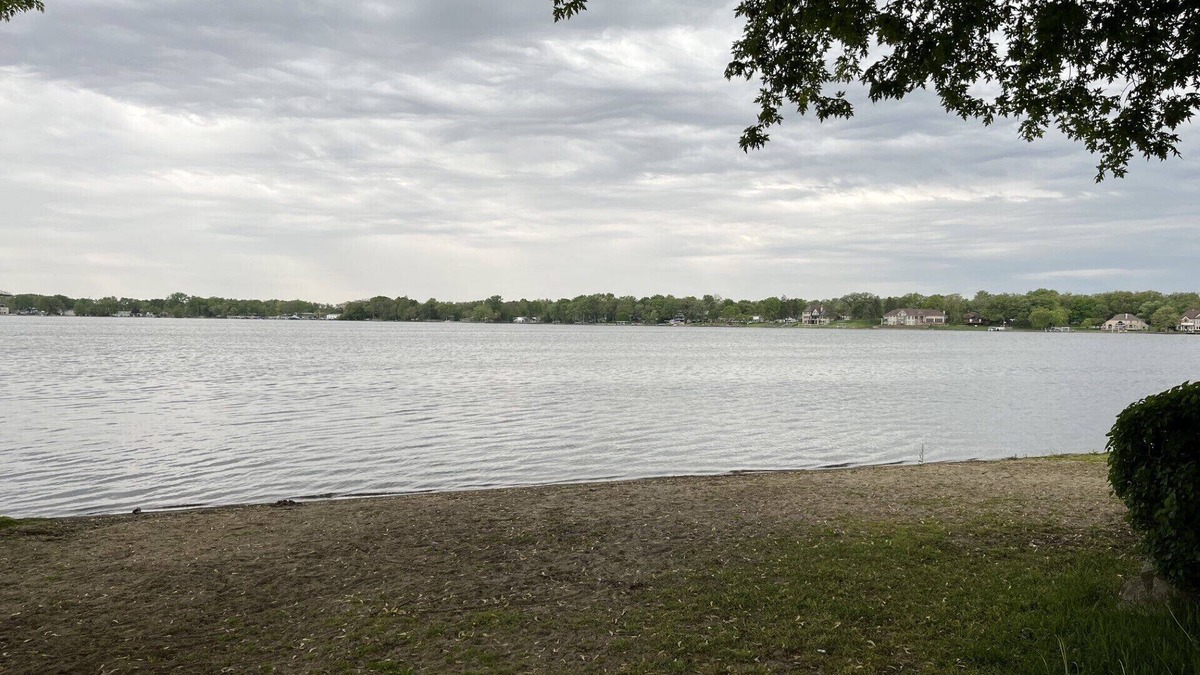 Cedar Lake House | Cedar Sunrise-1 BR Lake House