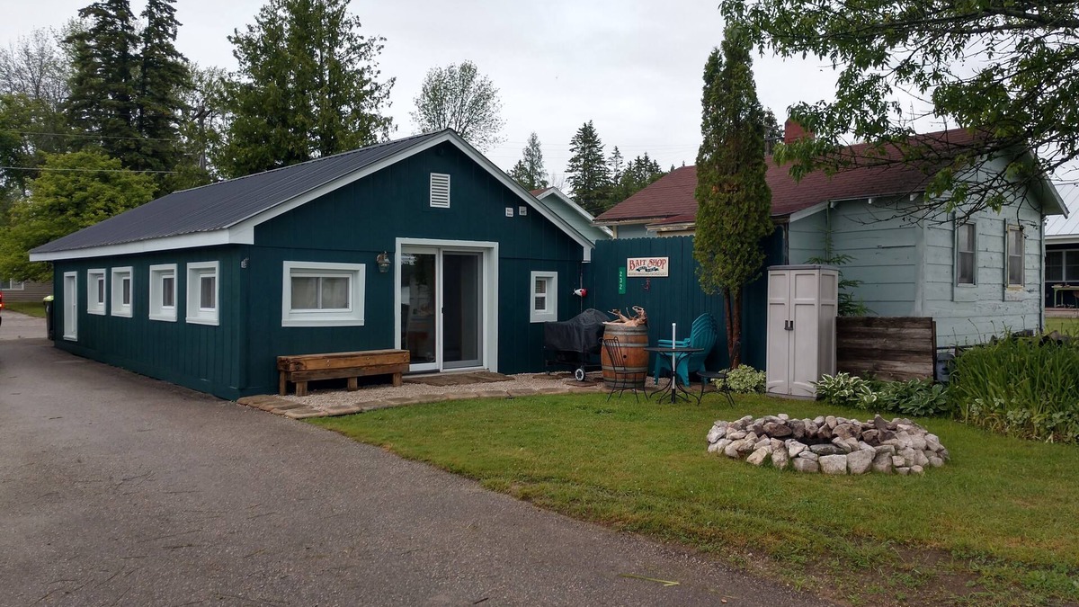 Cedarville House | Cedarville Bay Cabin with Private boat launch
