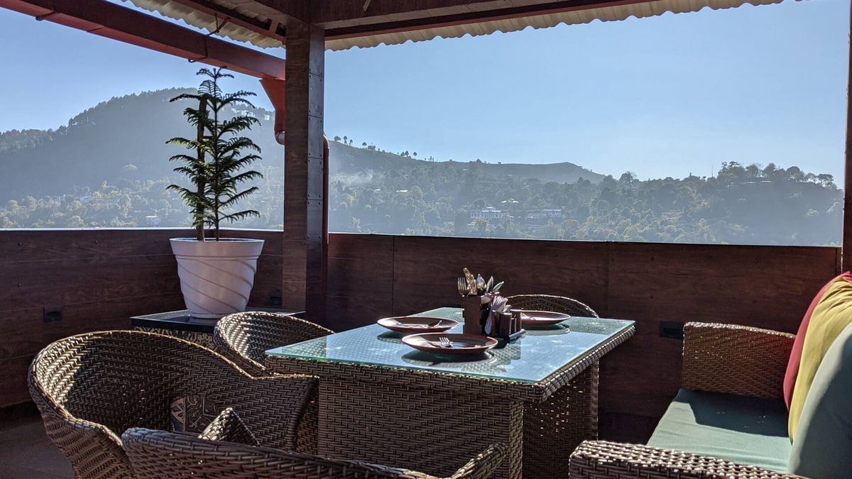 Bhimtal House | Celestial Rhapsody, Naukuchiatal by Alt Homes