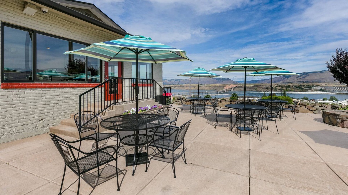 The Dalles Hotel | Celilo Inn