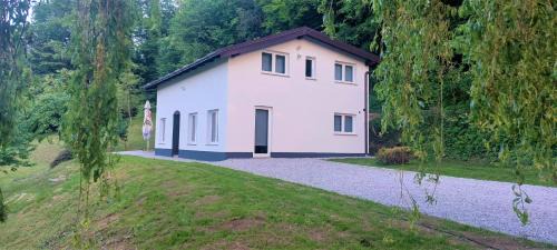 Marija Gorica House | Celine