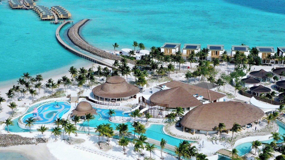Farukolhufushi Island Resort | Centara Mirage Lagoon Maldives