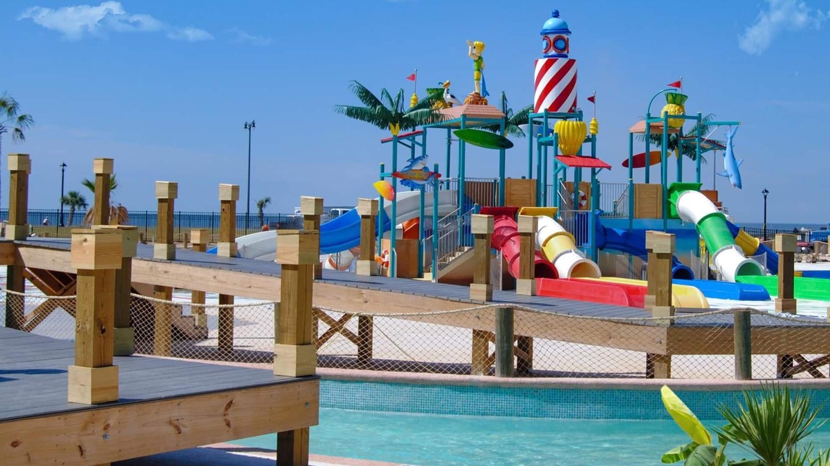 Gulfport Hotel | Centennial Plaza Resort Gulfport
