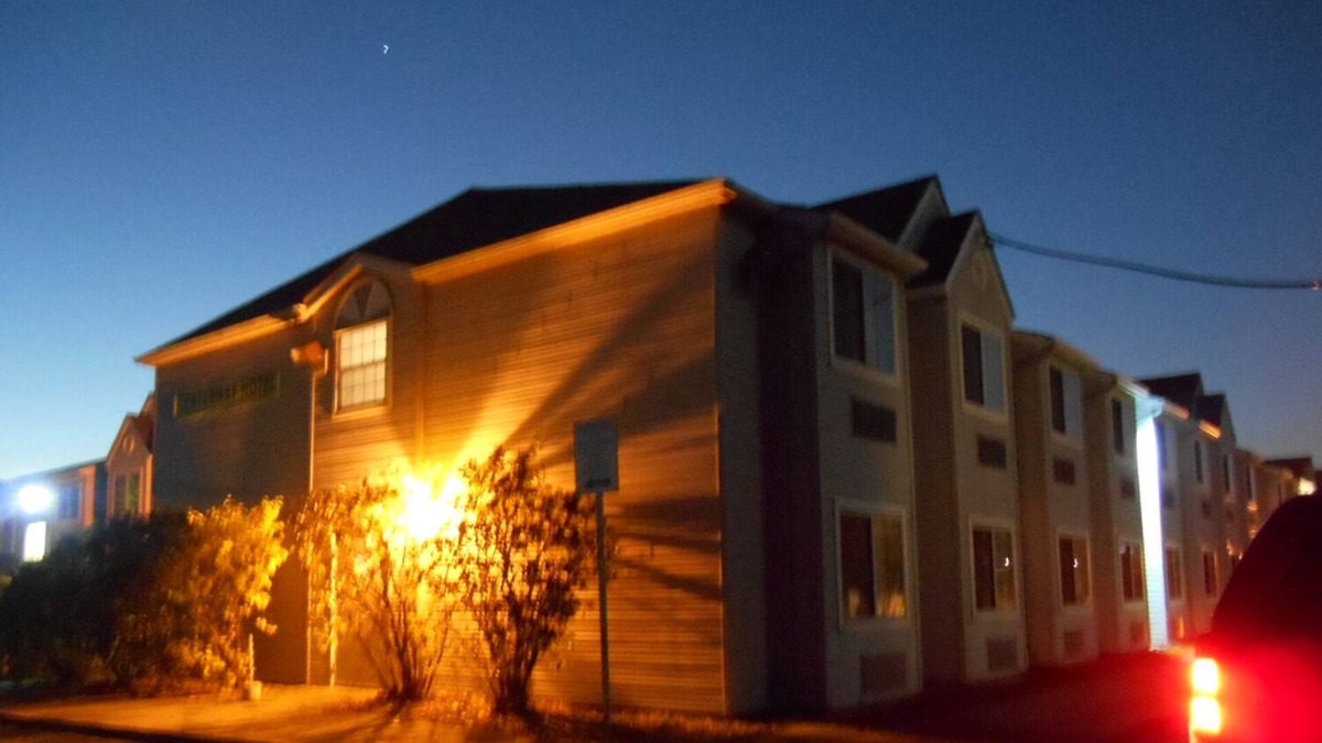 Tonawanda Hotel | CenterWay Hotel Tonawanda