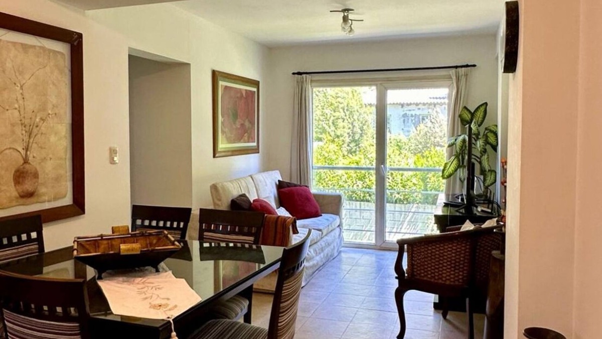 Centro Apartment | Centrally located Moreno apartment