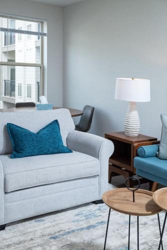 Assembly Square Apartment | Central 1-BR Condo Assembly Row Gym & Pool Sleep 5