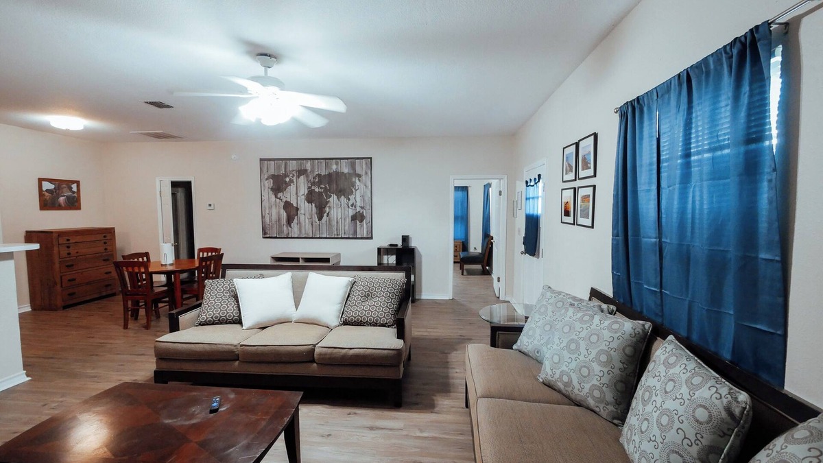 Northwest Corpus Christi House | Central 2 BD Home-Min to Refineries & Airport-Ext