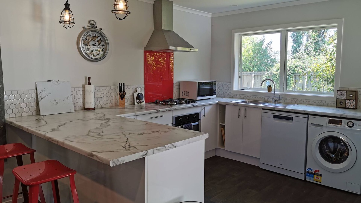 Kerikeri Apartment | Central 2 Bedroom Apartment Kerikeri Bay of Islands. Walking distance to town