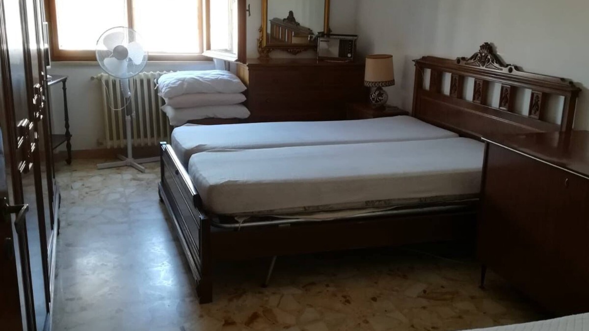 Margherita di Savoia Apartment | Central Apartment