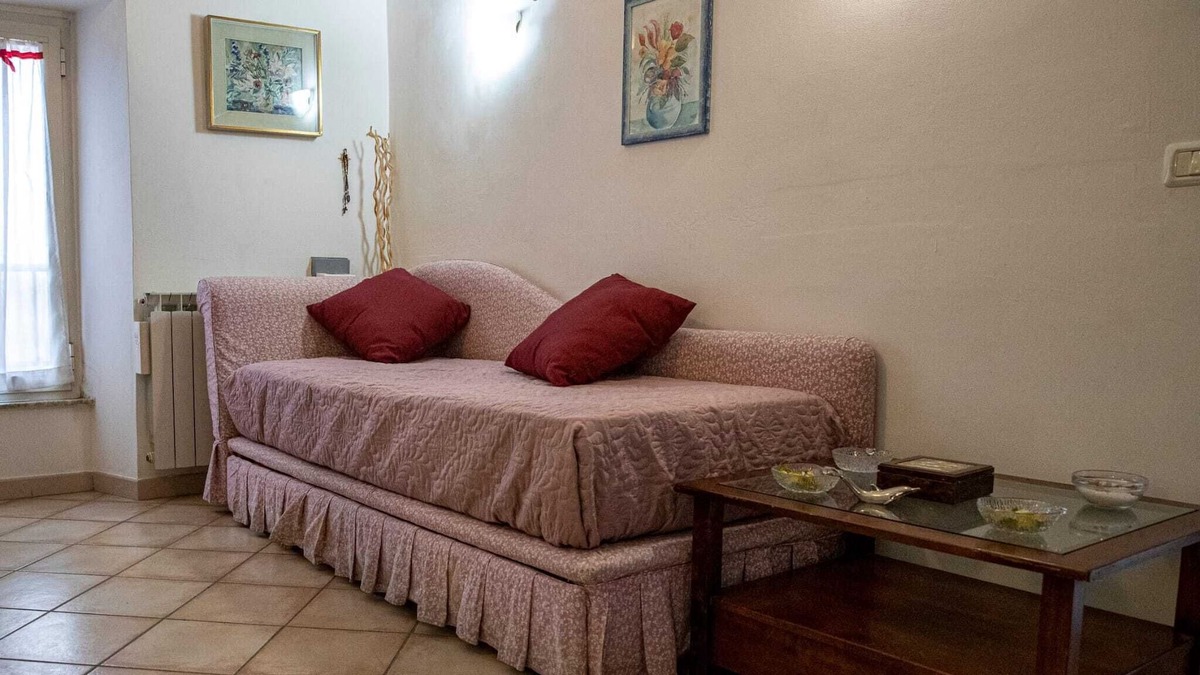 Fiano Romano House | Central and quiet building with fireplace 10 minutes from the highway