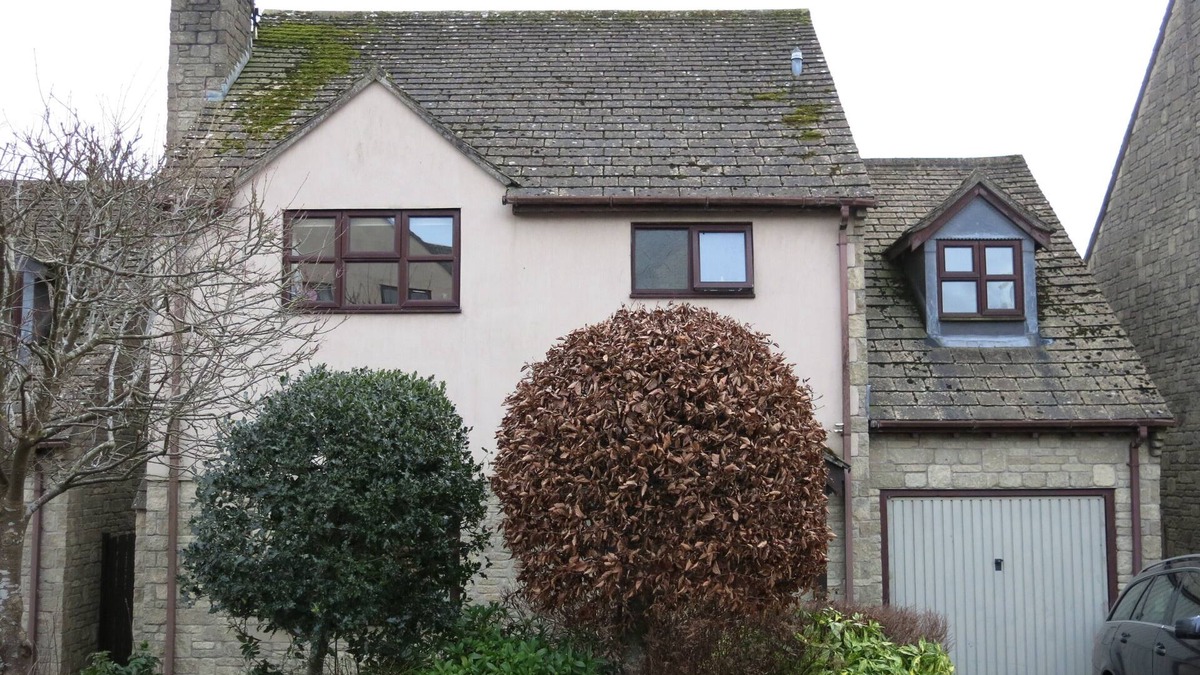 Northleach House | Central Cotswold house in beautiful location