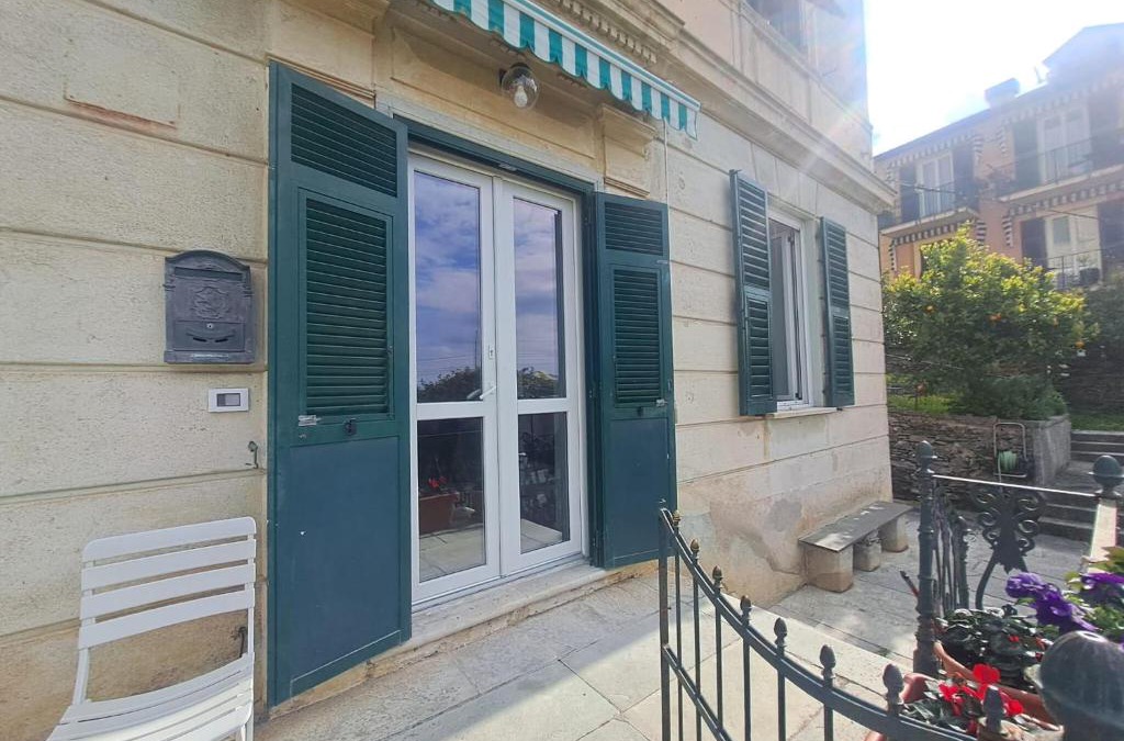 Bogliasco Apartment | Central Design Flat With Parking, Bogliasco