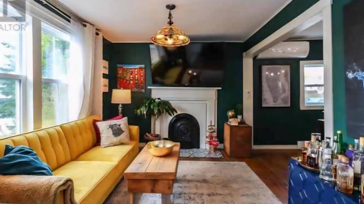 Saint John House | Central/Dog Friendly/Parking/AC