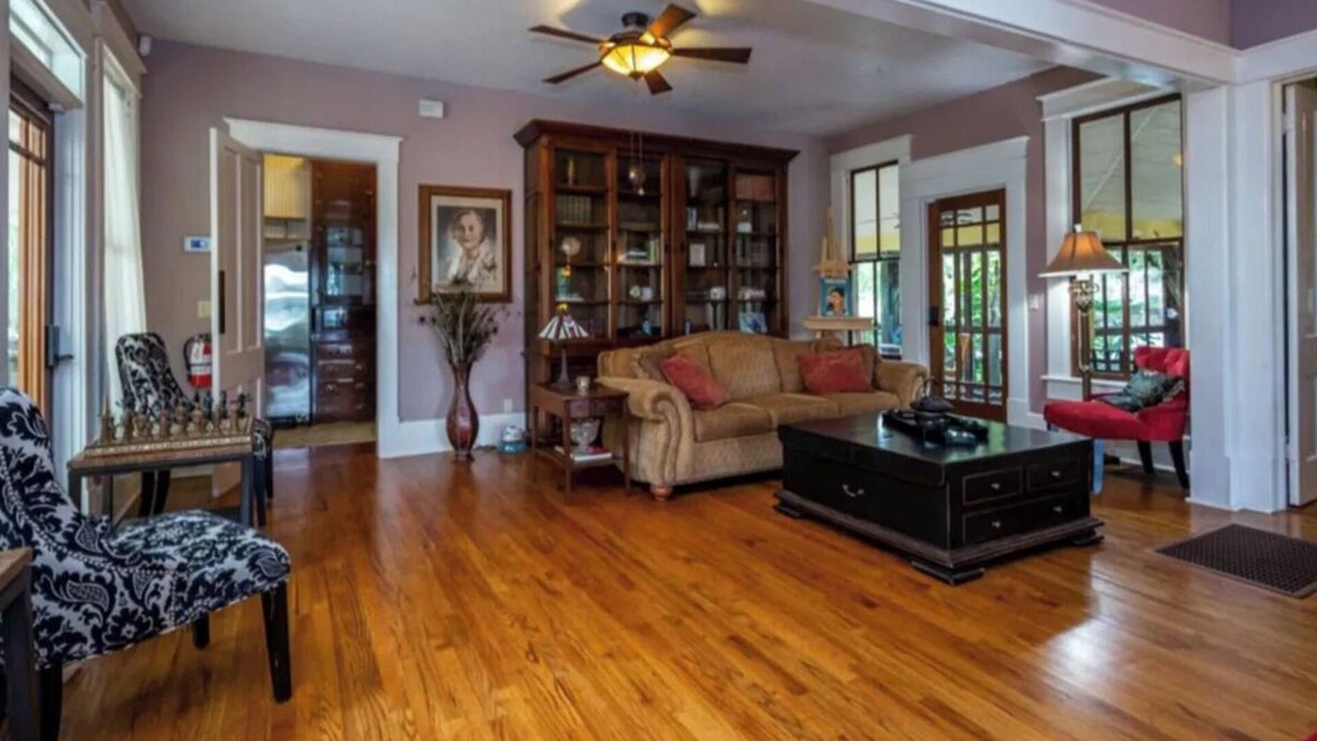 Oakland House | Central Florida's Historic Gem & wedding venue- The Oakland Manor House