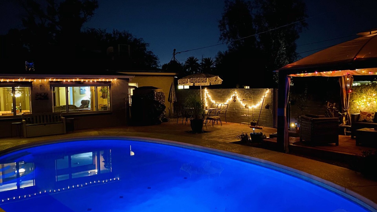 Palo Verde House | Central location with all the right amenities for the perfect vacation.