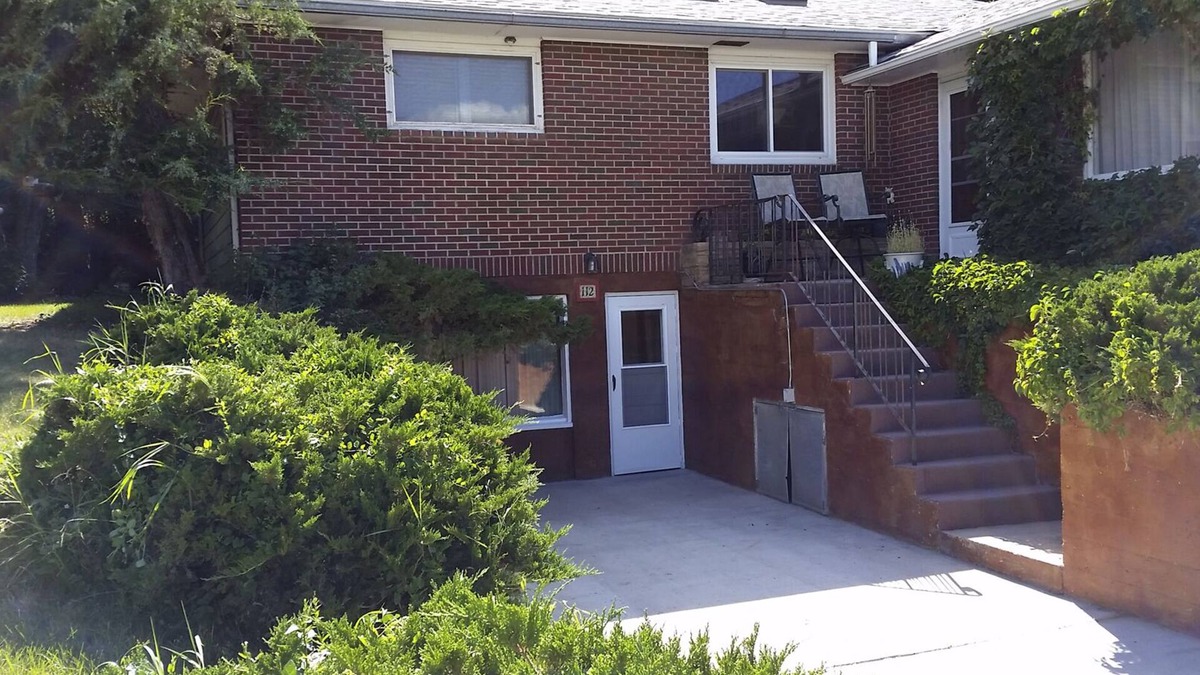 Lewistown House | Central location. Your Home Away from Home