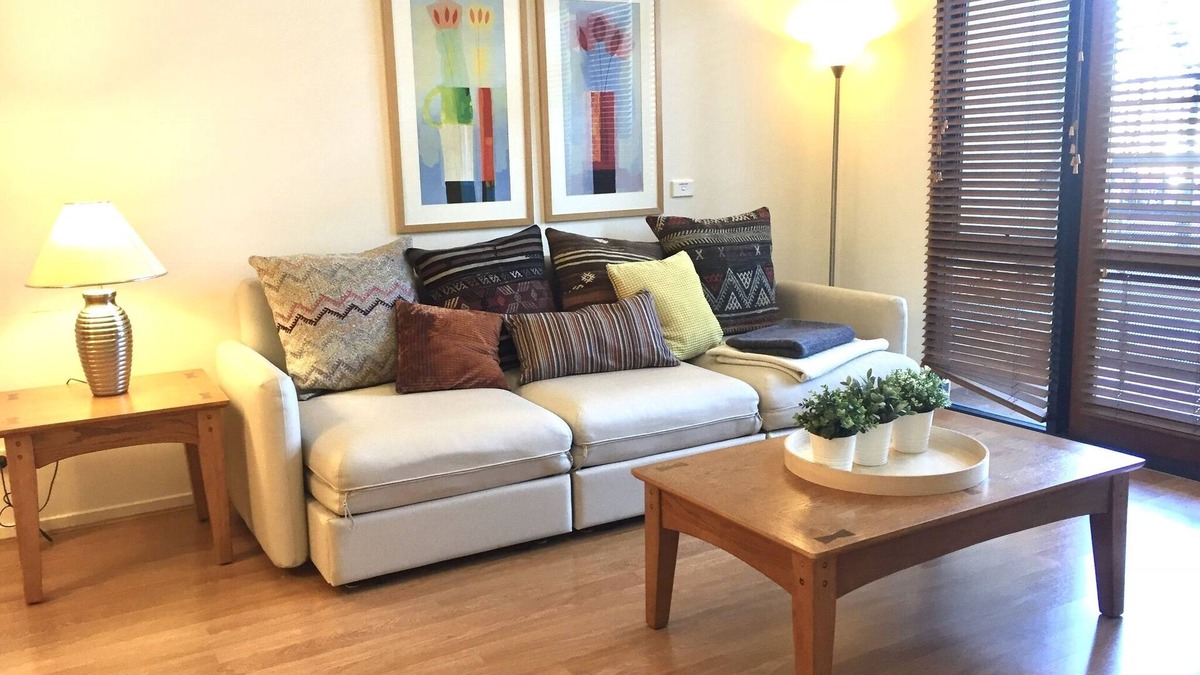 City East Apartment | Central Loft Apartment Free Parking