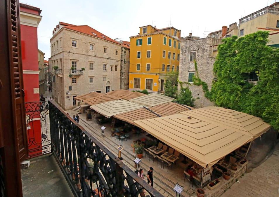 Grad Apartment | Central Plaza Residence Šibenik