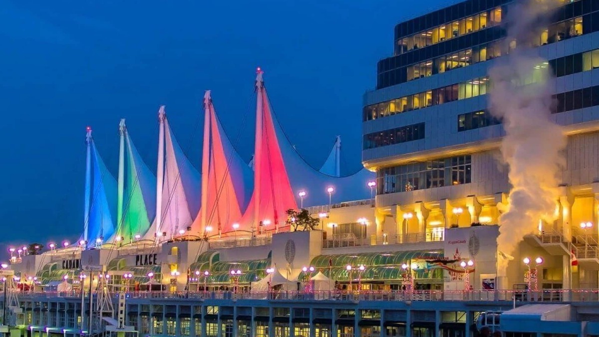 Gastown Apartment | Central Vancouver Loft Stylish Stay Near Everything