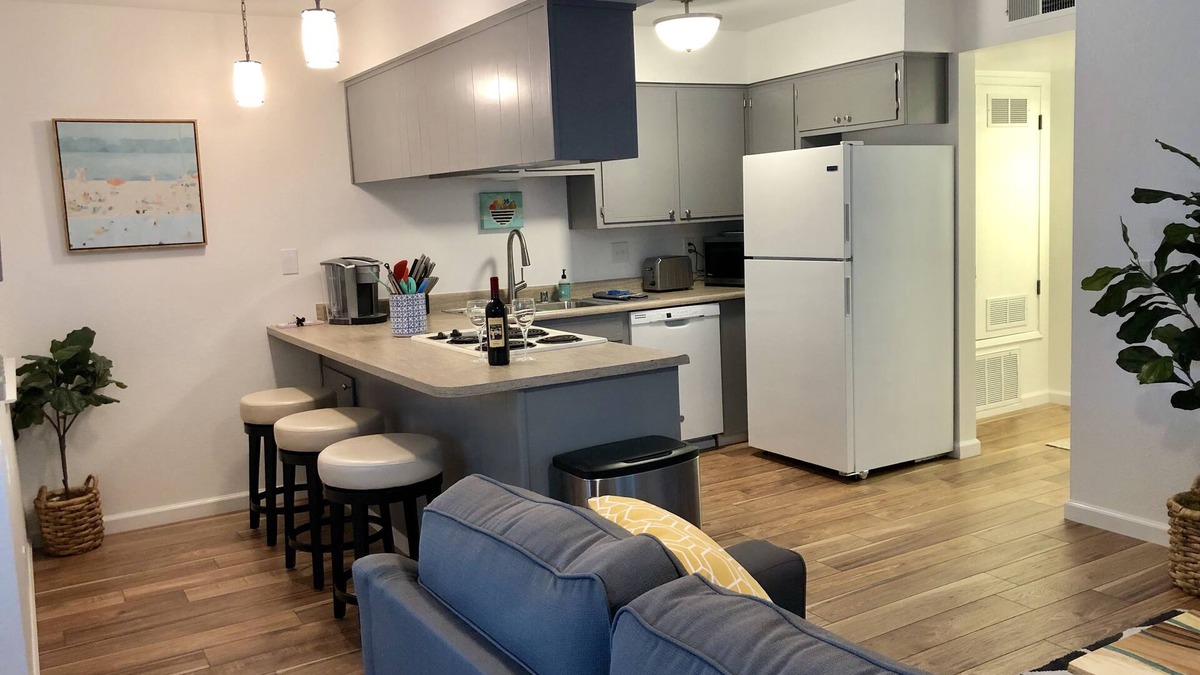 Chico Apartment | Centrally Located 2 bd in Downtown Chico