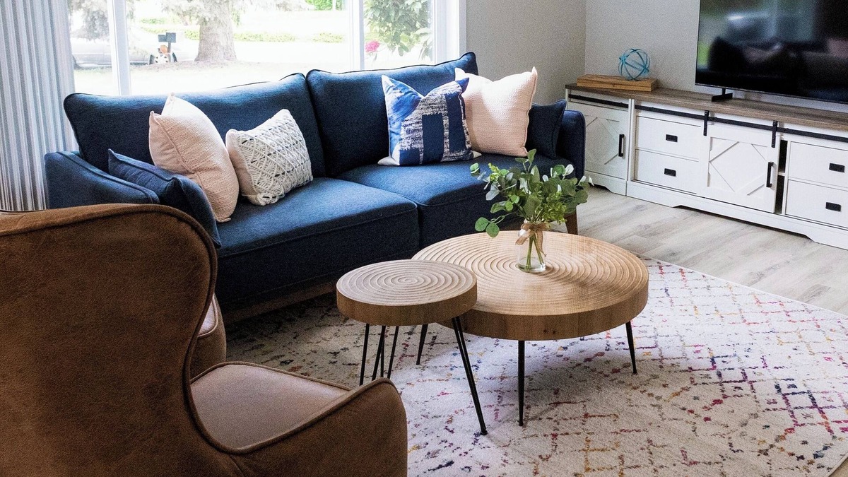 Federal Way House | Centrally located, newly renovated home