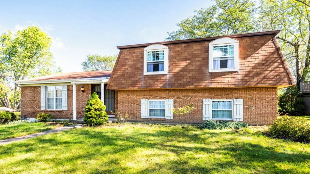Florence House | Centrally Located near airport, Museums, and More, with 4 BRs and 3 Full Baths