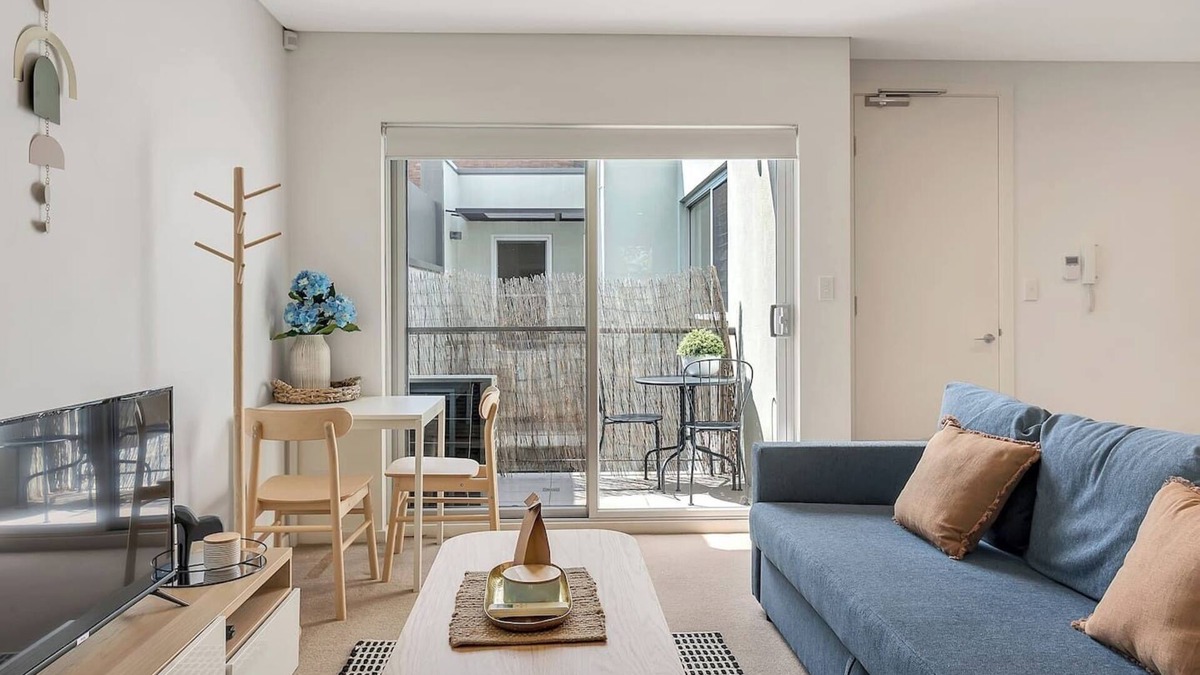 Pyrmont Apartment | Centrally Located Pyrmont Paradise with Patio