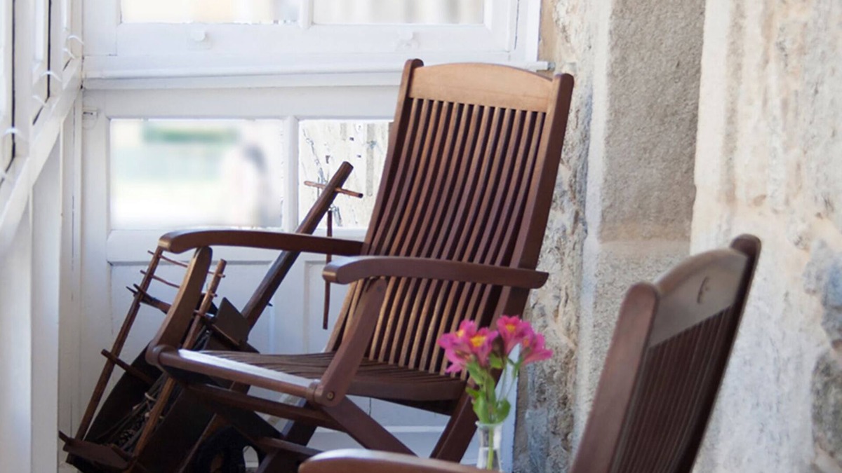 Lagostelle Apartment | CENTRALLY LOCATED, SPACIOUS AND BRIGHT APARTMENT.