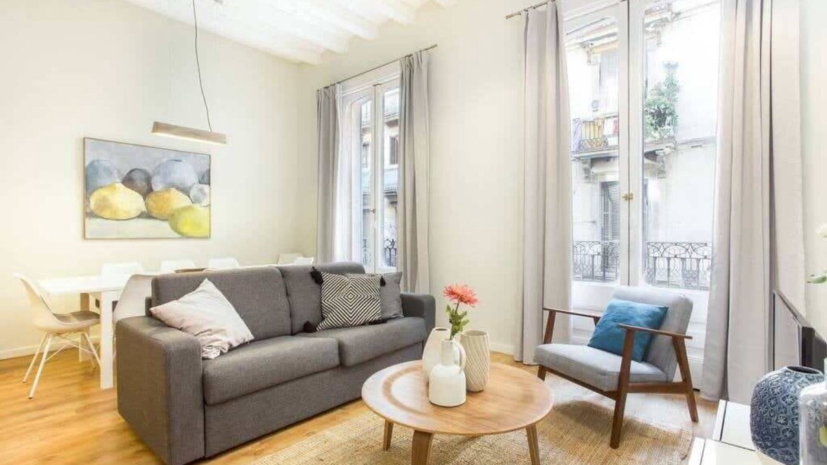 El Raval Apartment | Centric 4bedroom with terrace in Las Ramblas
