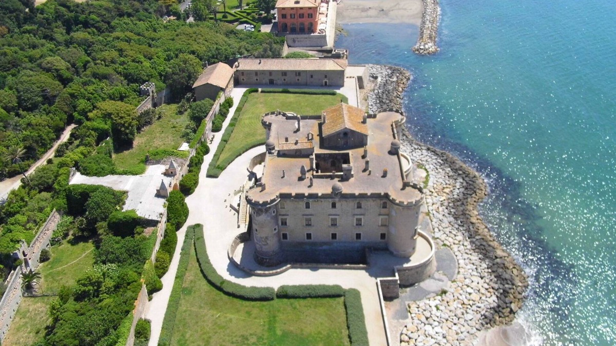 Cerenova Apartment | Cerenova, 25 minutes from Rome, on the sea, archaeological area, Tyrrhenian coast
