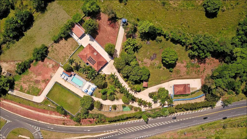 Lindoia House | Chácara das Araras