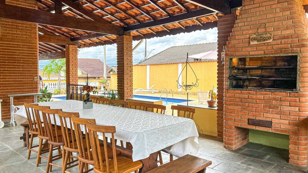 Jardim Colonial House | Chácara elegante com piscina e lazer em Atibaia/SP