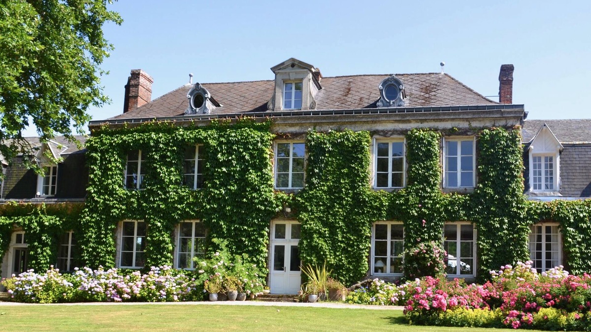 Maisnieres Other | Château D'harcelaines