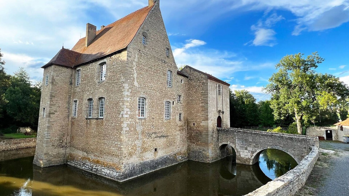 Vicq Cottage | Château de la Mothe - Gîte Jacques Coeur