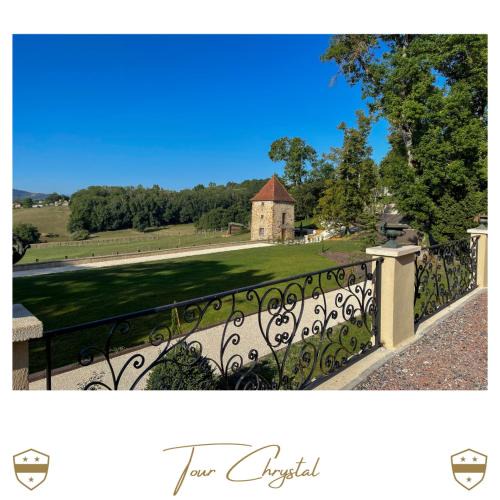 Bourg-de-Thizy Bed & Breakfast | Château de Laforest - Les Tours