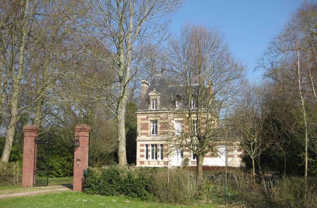 Mery-Bissieres-en-Auge Bed & Breakfast | Château de Launay